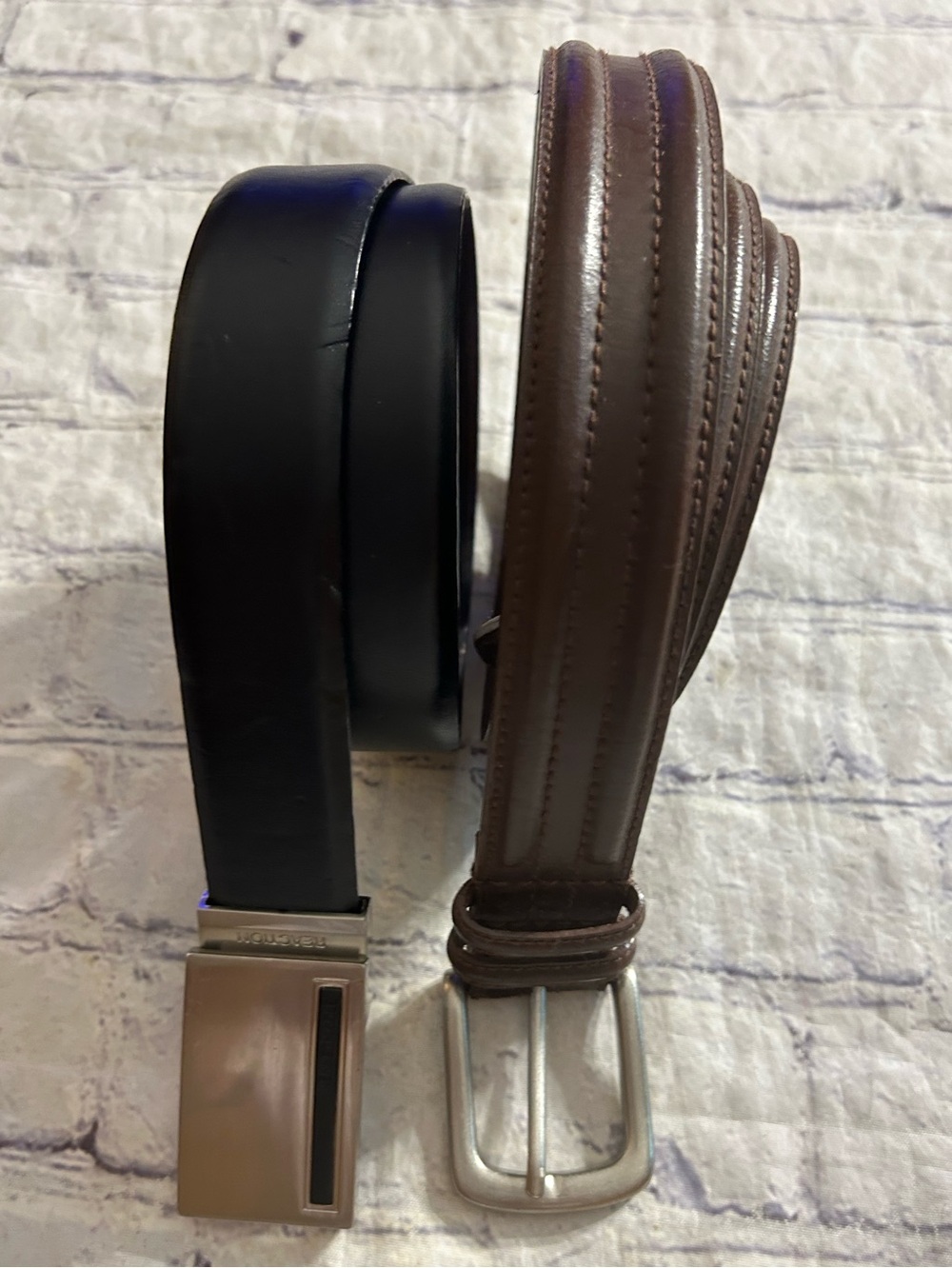 REACTION BLACK & BROWN REVERSIBLE BELT 42 & CHOCOLATE BROWN LEATHER 42 BELT 42